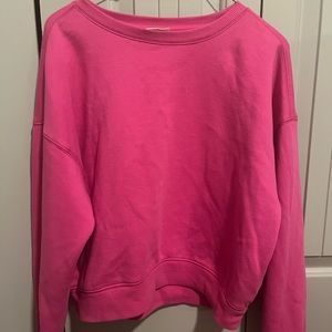 Universal Threads Pink Crewneck